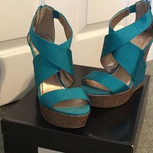 BCBG peacock wedges